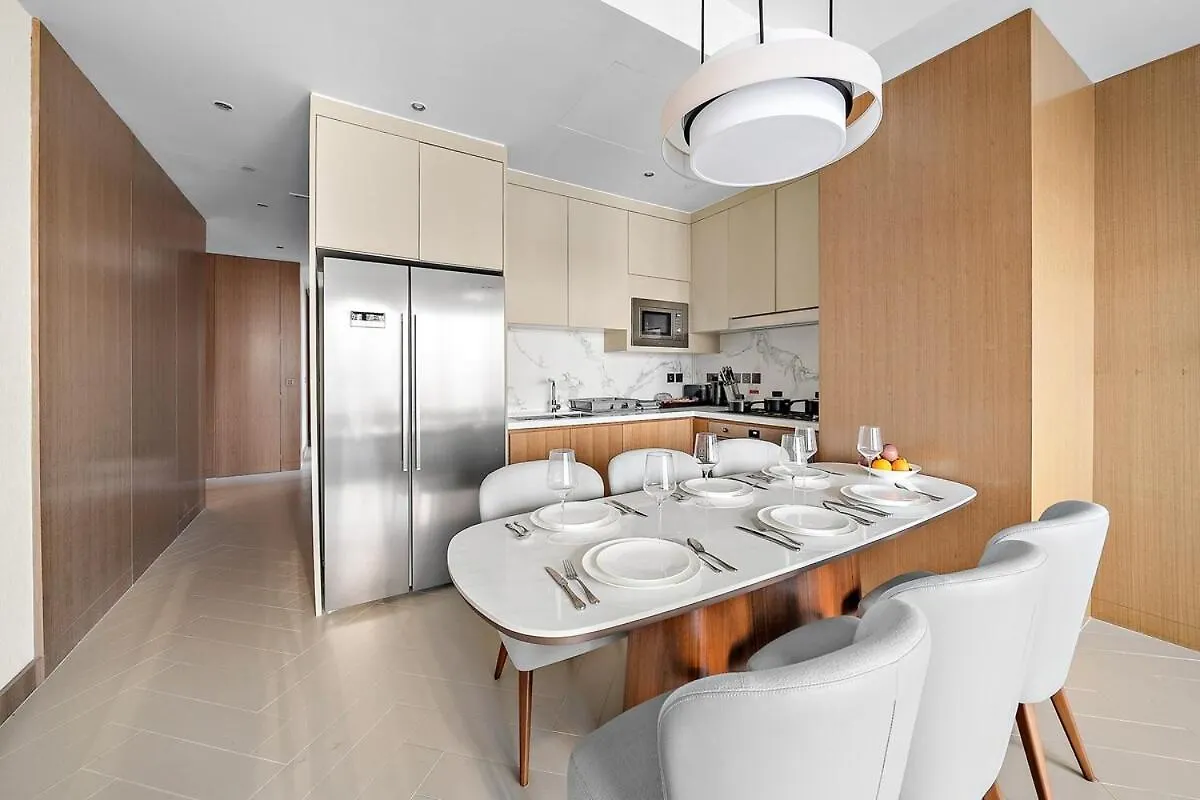 First Class 3Br Burj Khalifa & Fountain View Dubai Apartment