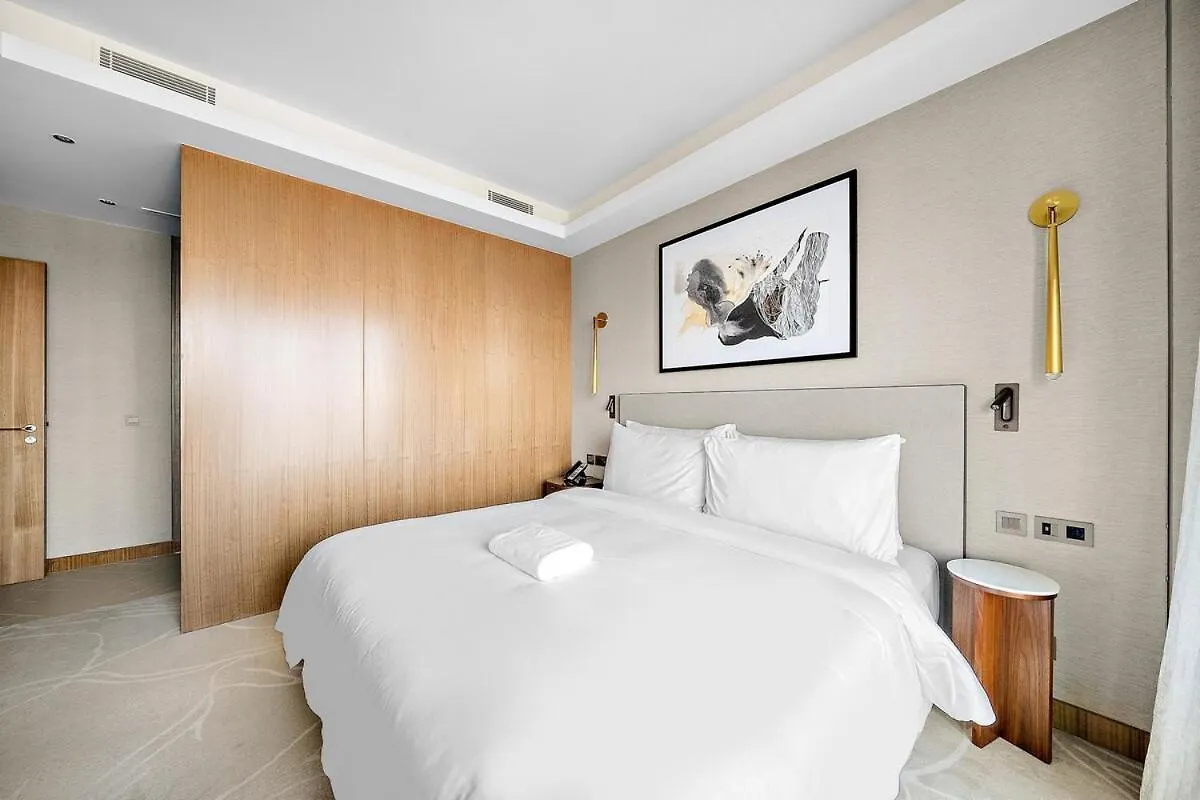 First Class 3Br Burj Khalifa & Fountain View Dubai Apartment